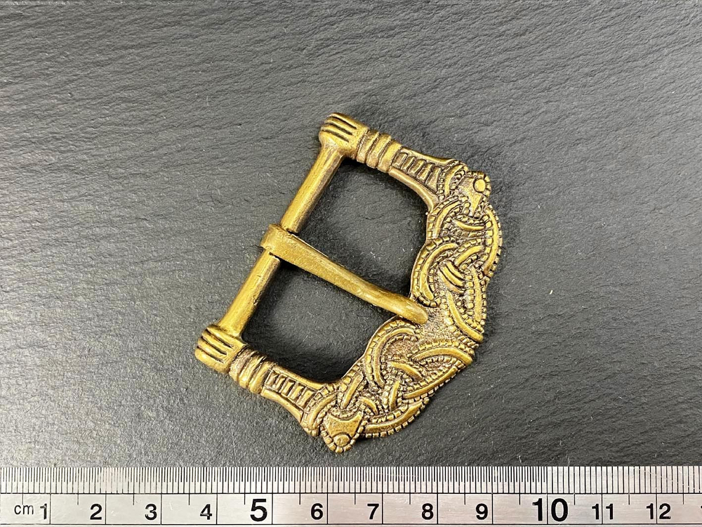 Пряжка. Норвегия, Гокстад, 10 век. Стилизация