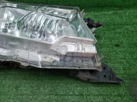 Битая Фара правая Toyota Prado 150 17-нв галоген