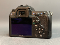 Pentax K5 kit 18-55mm 3.800 кадров
