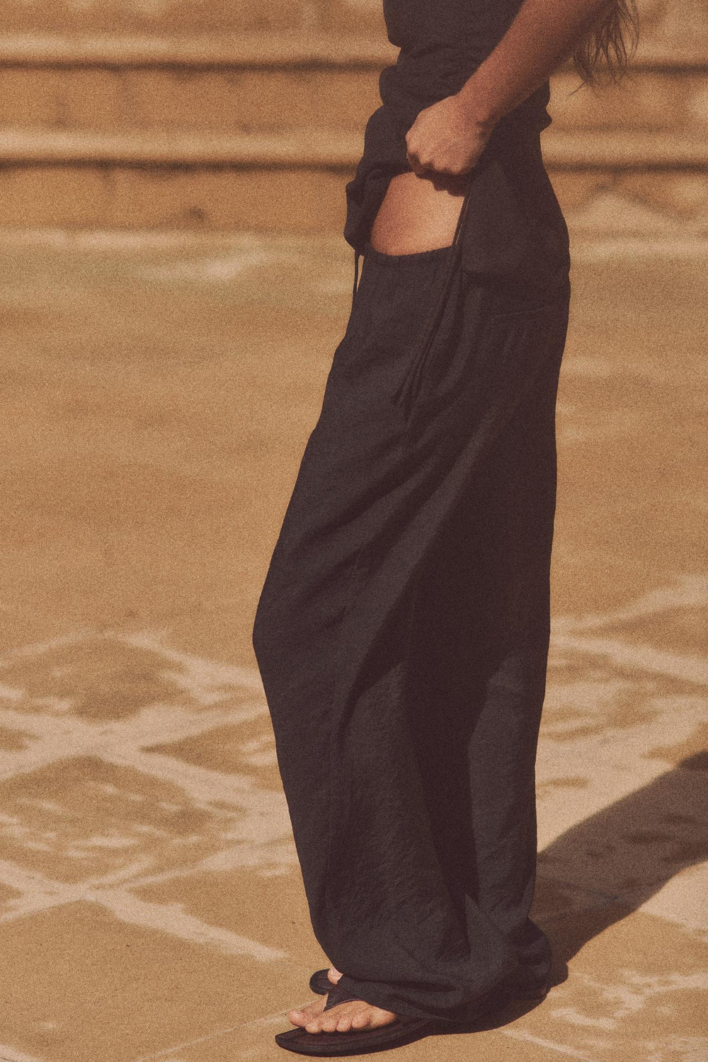 ZARA БРЮКИ СВОБОДНОГО КРОЯ, ЧЕРНЫЙ