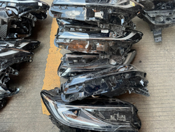Блок передних фар LED для Toyota Camry XV70 (2017-2021), оригинал,, правая или левая
