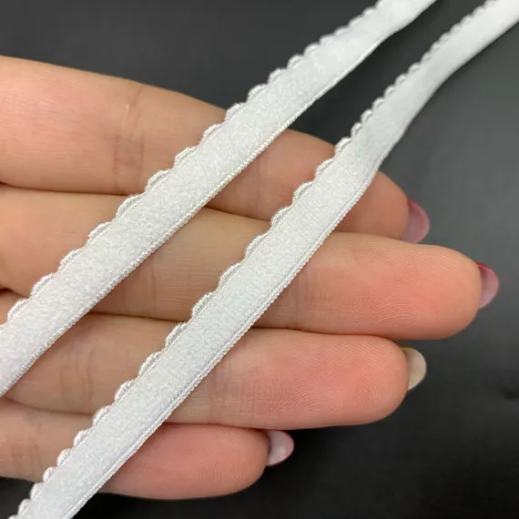 Резинка отделочная белая 8 мм (цв. 001), 641/8