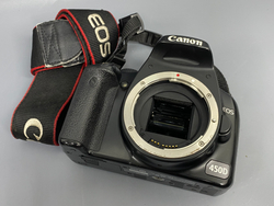 Canon 450D Kit 18-55mm IS 4000 кадров