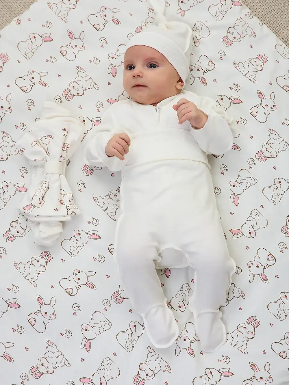 Конверт на выписку осень без костюма