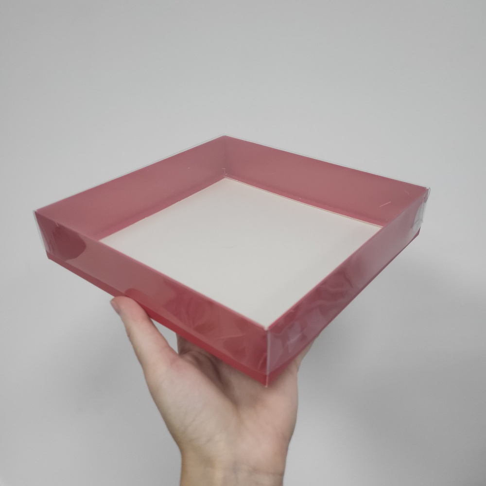  Коробка 20*20*4 см Красная матовая с прозрачной крышкой