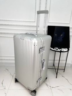 Дорожный чемодан Rimowa Trunk