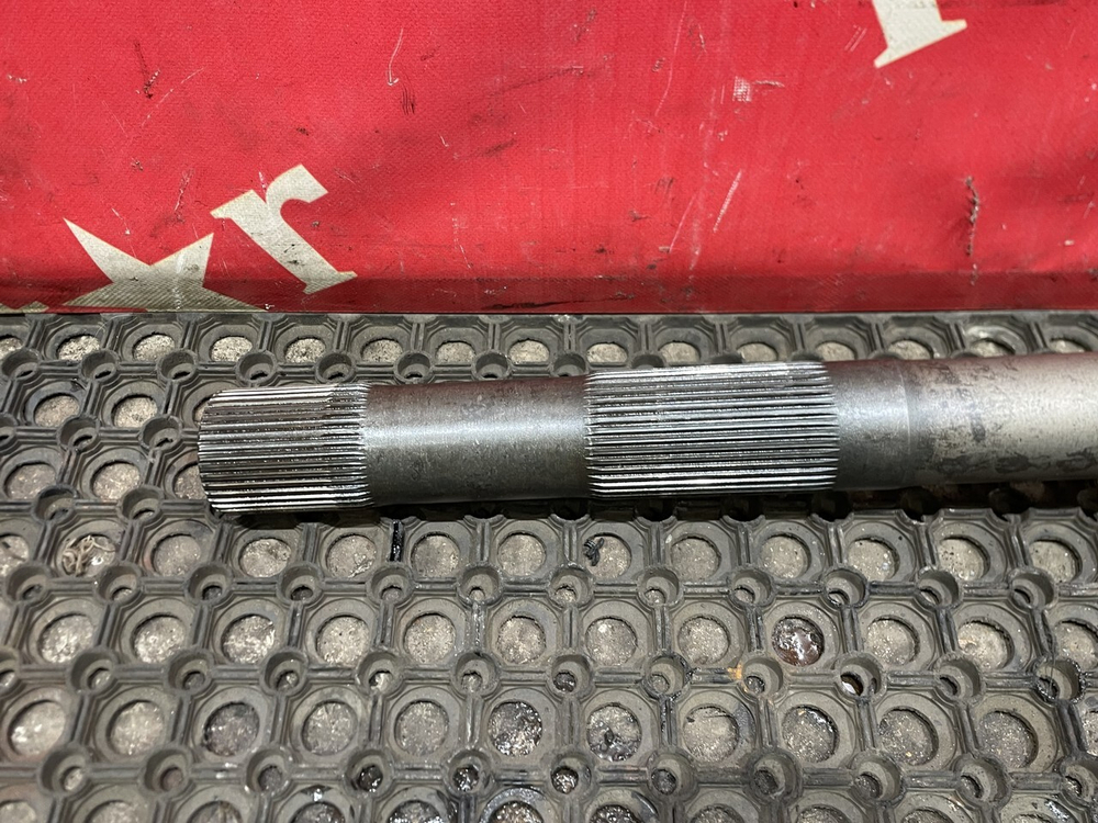 Полуось с блокировкой