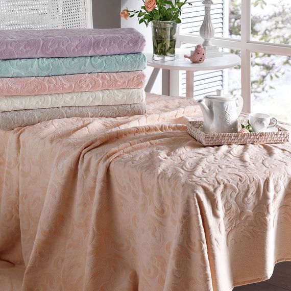 Набор с покрывалом  Tivolyo Baroc (персиковый)