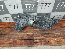 Фара правая LED Kia Carnival 4 (KA4) 20-нв Б/У Оригинал 92102R0000
