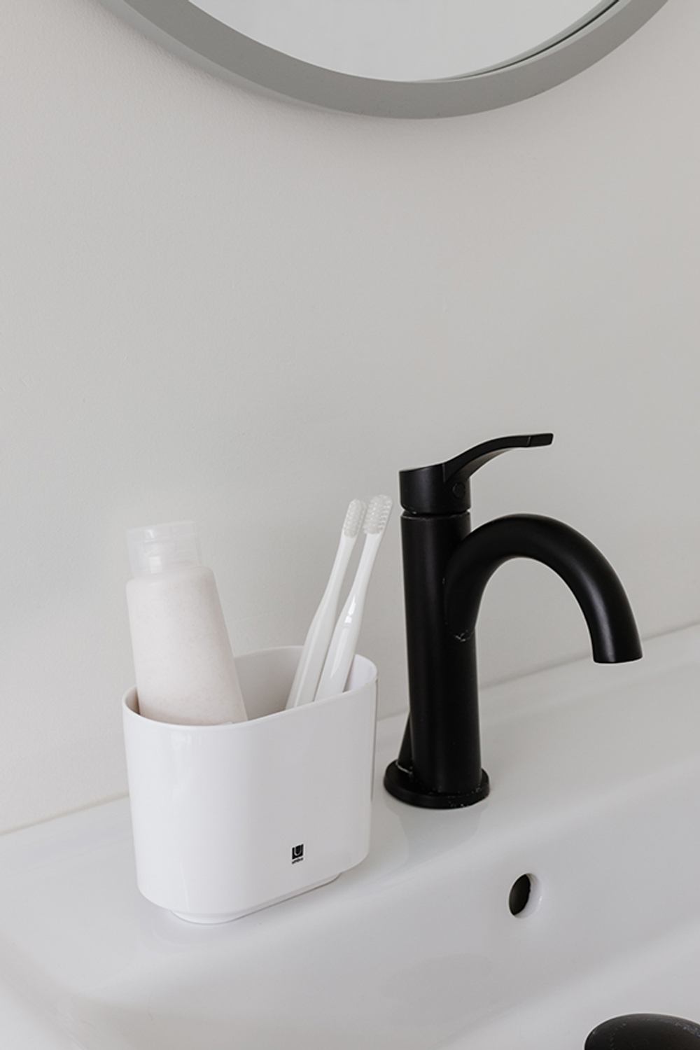 Стакан для зубных щеток step белый