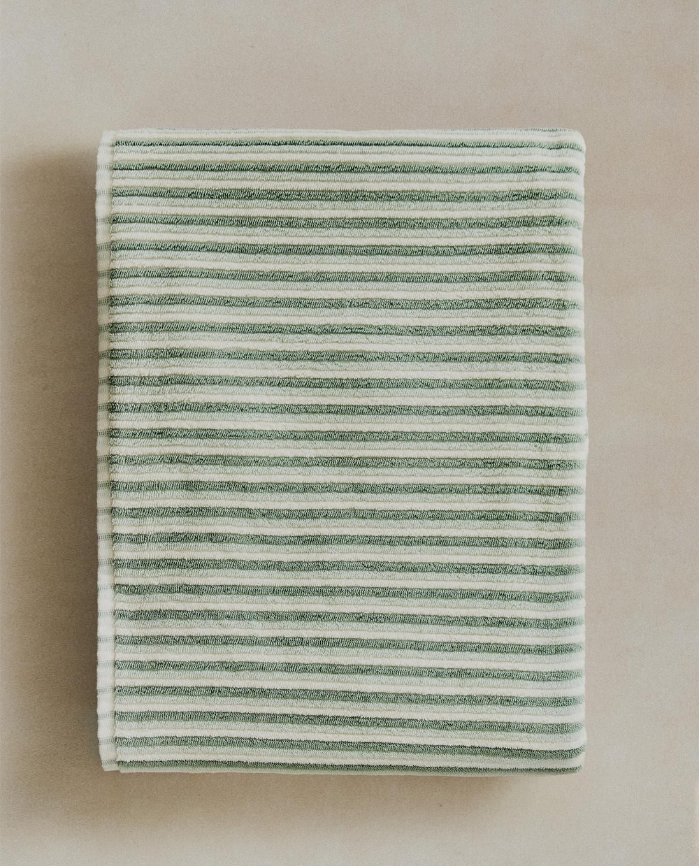 Zara Home - Цветное полосатое текстурное полотенце для ванной комнаты, зеленый, 30х50 см