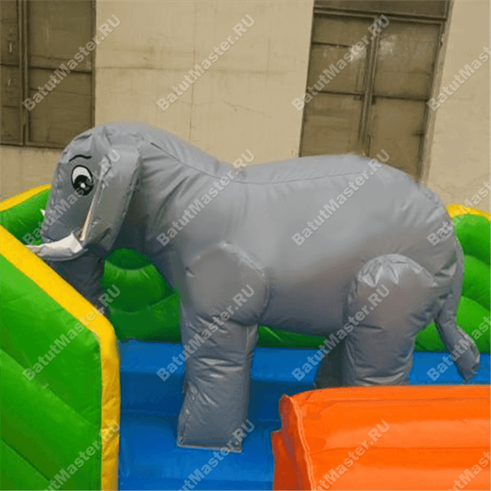 Большой надувной батут "Средневековье" 10*10*5 м