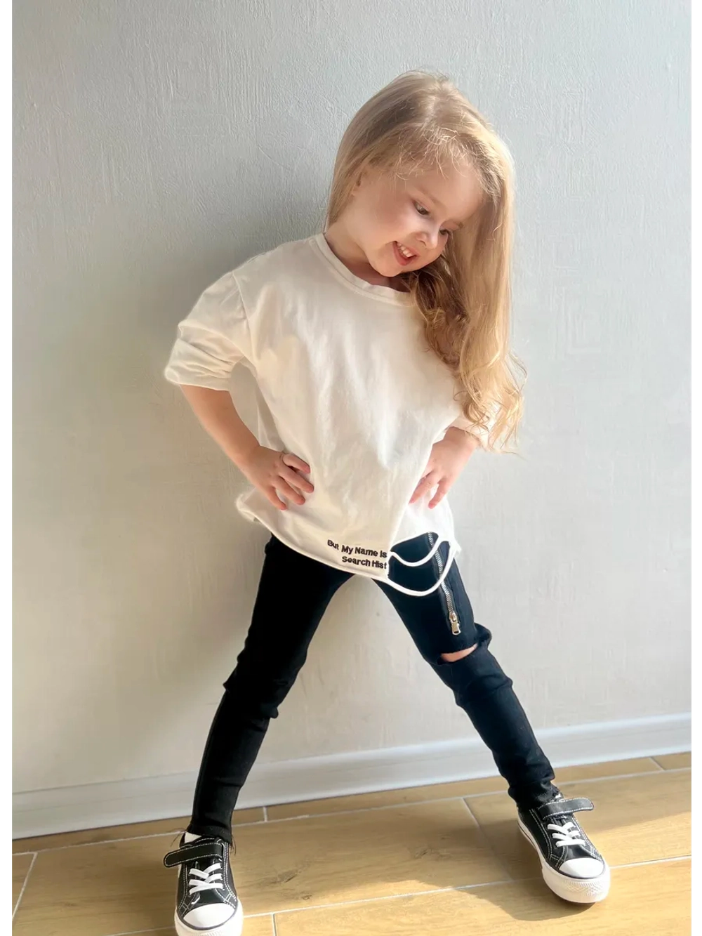 Облегающие брюки с разрезами