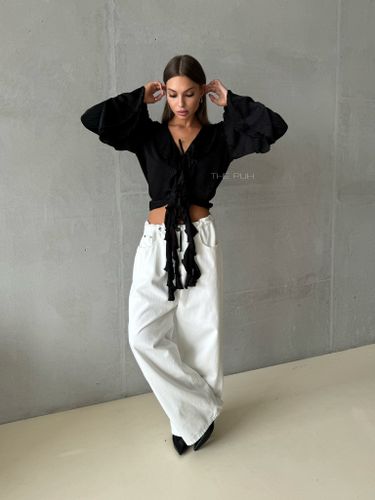 Черная блузка в стиле бохо "Тая" с рюшами