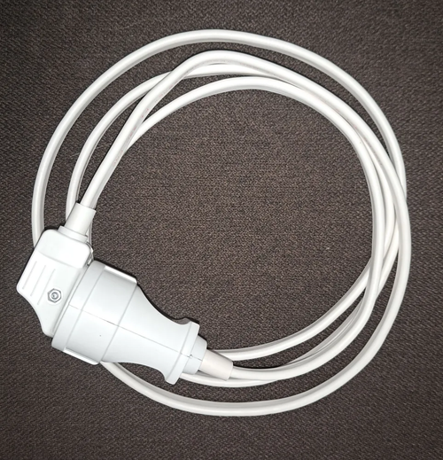 Удлинитель с заземлением "Доктор Ап" 1 розетка, 0,5 метра, ПуГВВ 3x1.5 мм, белый 3.6 кВт, 16А, серия "Мощный"