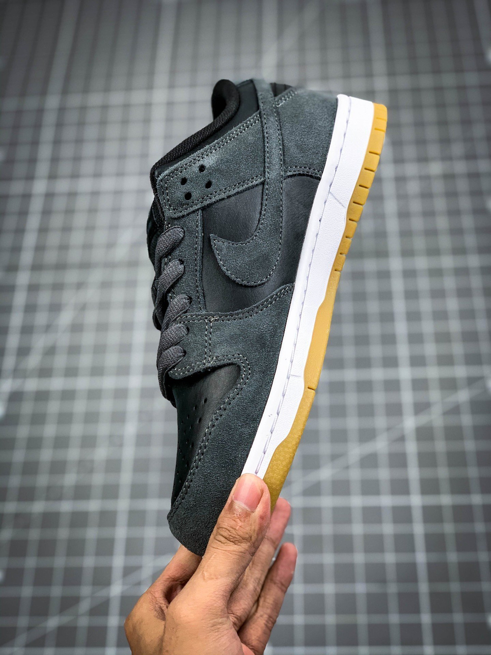 Nike SB Dunk Low Dark Grey Black Gum