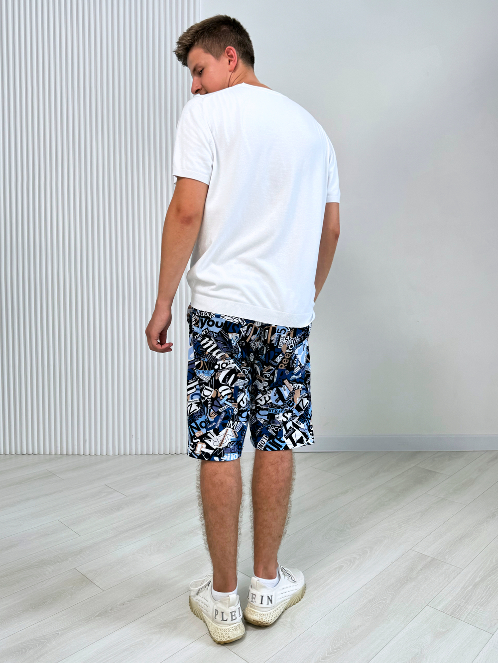 Шорты для мальчика подростковые "Буквы на белом"