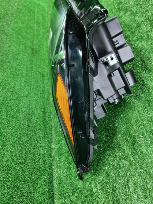 Фара правая Lexus NX 1 (2014-2017) LED