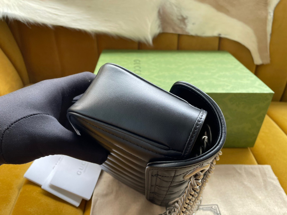 Gucci Marmont 22 cm