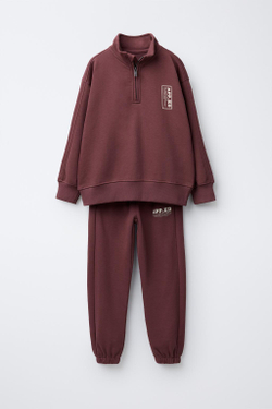 ZARA КОМПЛЕКТ ИЗ ТОЛСТОВКИ И БРЮК-ДЖОГГЕРОВ, СВЕТЛО-ГРАНАТОВЫЙ