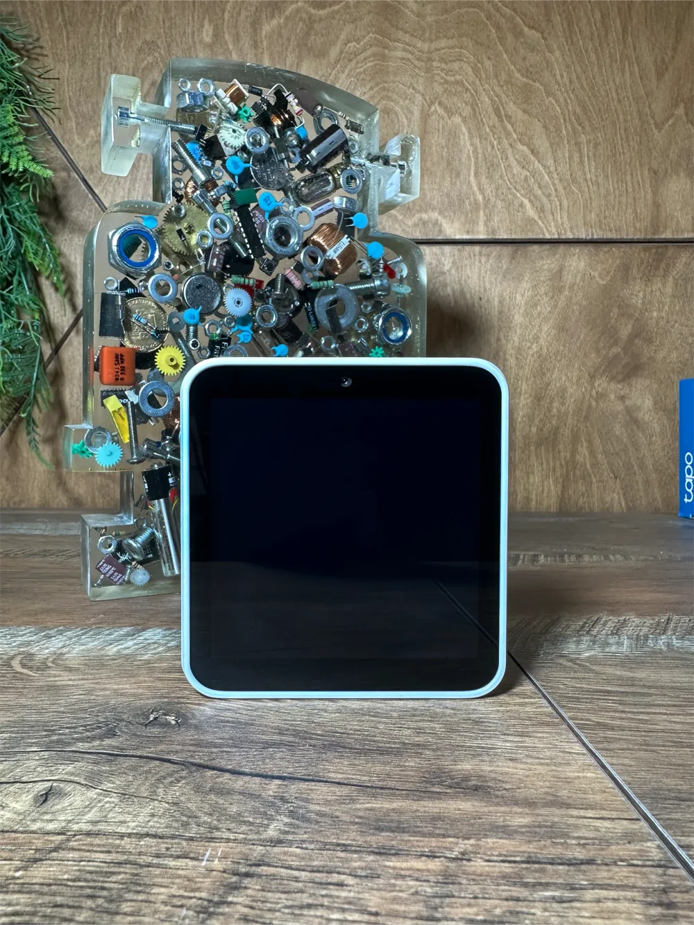 Терминал для бесконтактной оплаты картой с учётом контроля выручки SmartVend