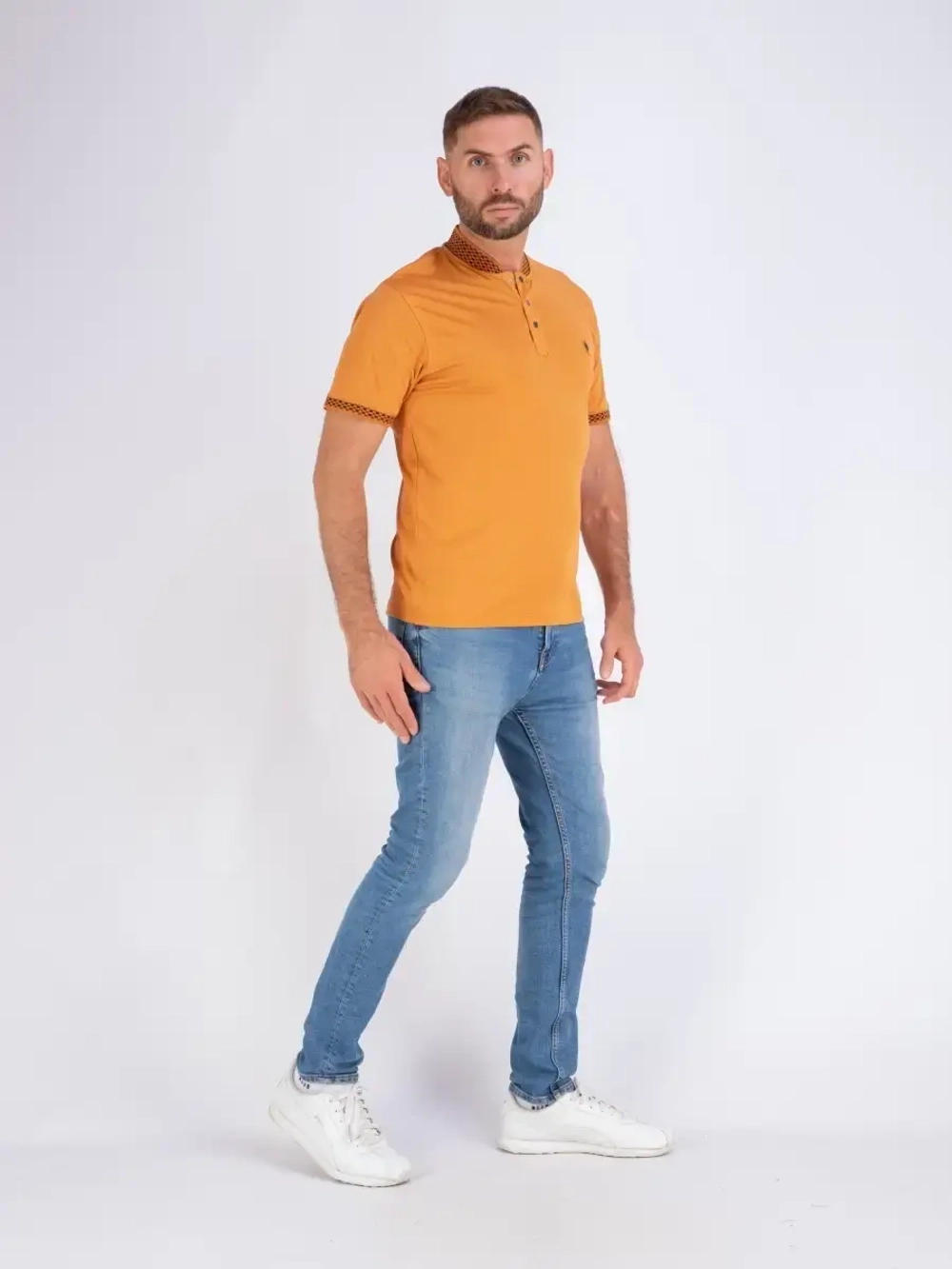 Футболка мужская однотонная базовая