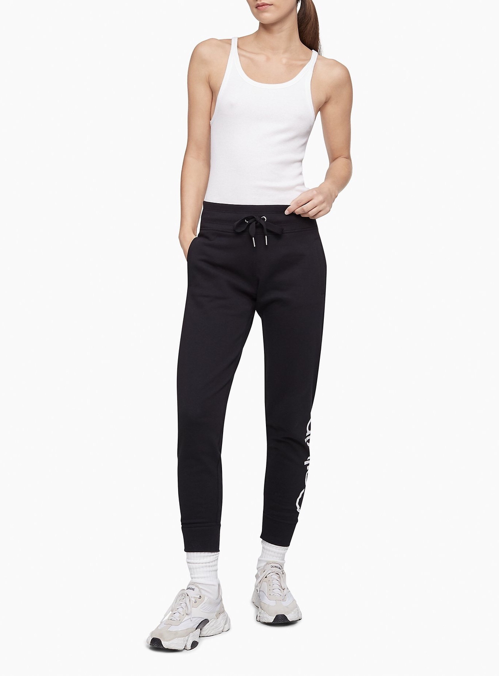Джогеры Calvin Klein черные