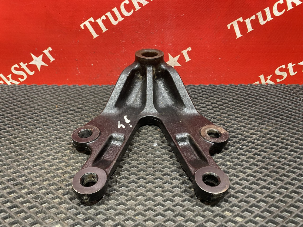 Кронштейн рессоры передней 2023г