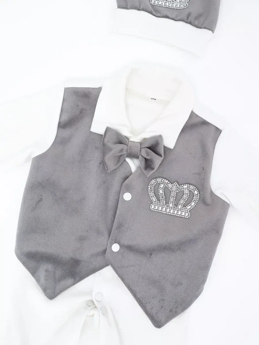 Комбинезон для новорожденного на выписку