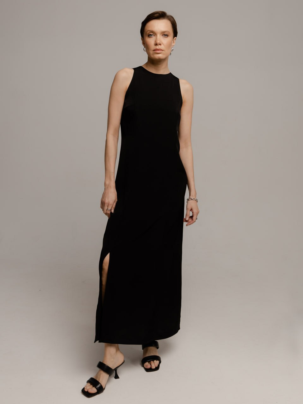 Платье из итальянской вискозной ткани черное