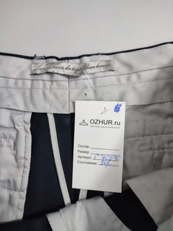 Брюки лаконичные 44 размер