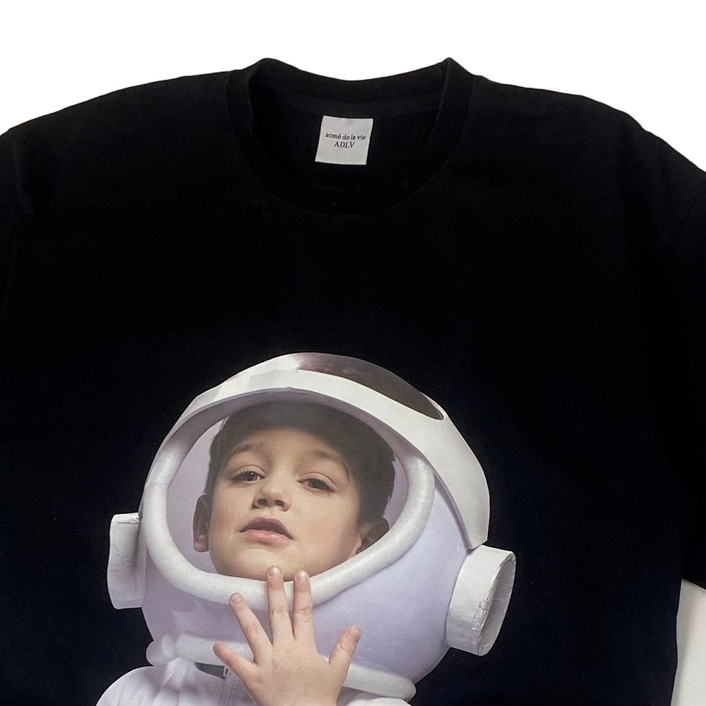 Футболка Acme de la vie