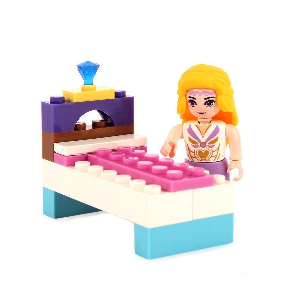 Конструктор блочный Аусини для девочек 41дет., коробка 24209