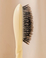 La Bonne Brosse Массажная расческа для волос N 01 Universal Hair Care Brush - Emerald Green