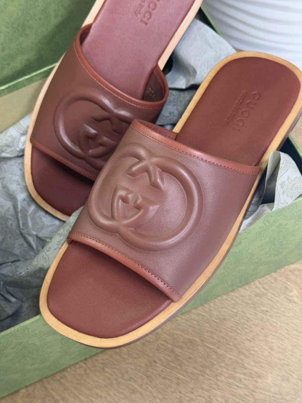Шлёпанцы Gucci