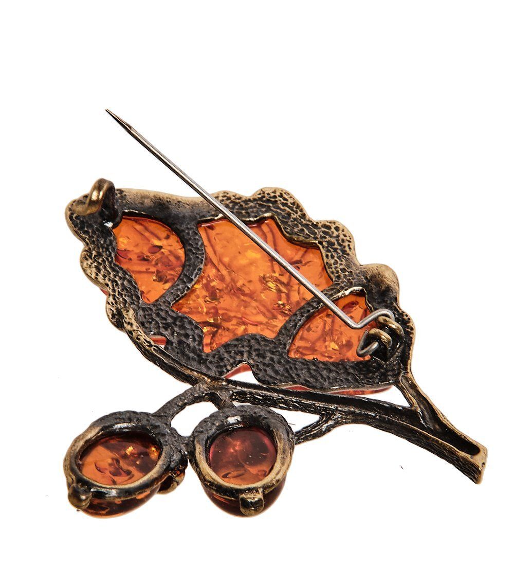 AM-2619 Брошь «Лист Дуба» (латунь, янтарь)