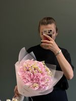 Букет из гортензии и ромашки