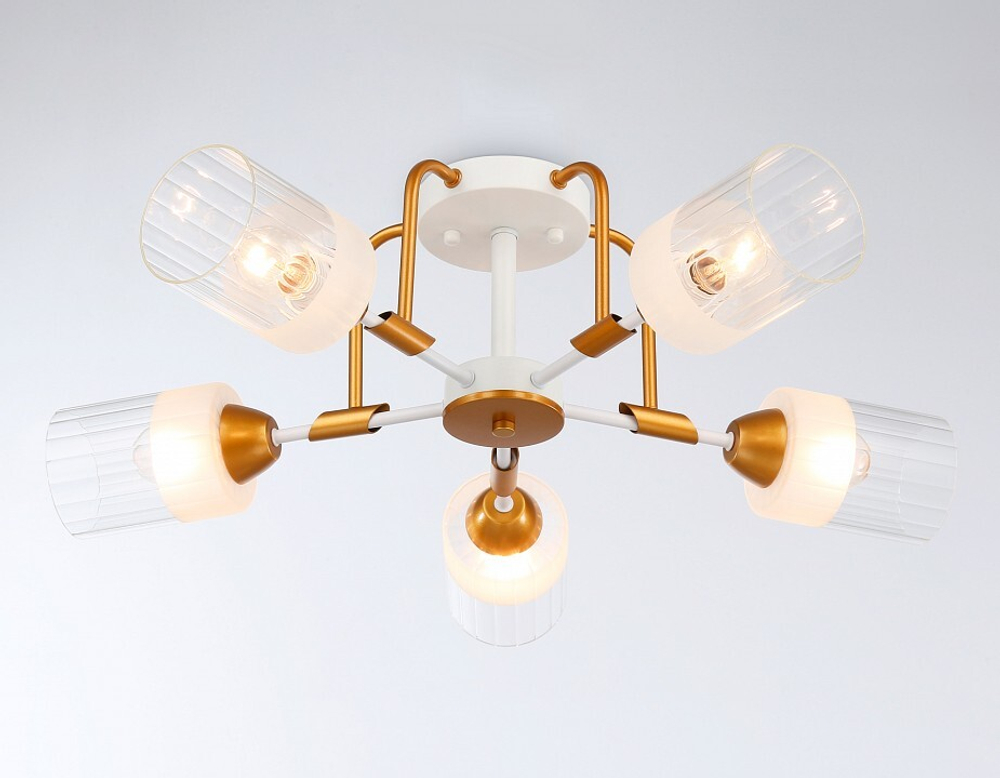 Потолочная люстра Ambrella Light TR TR303323