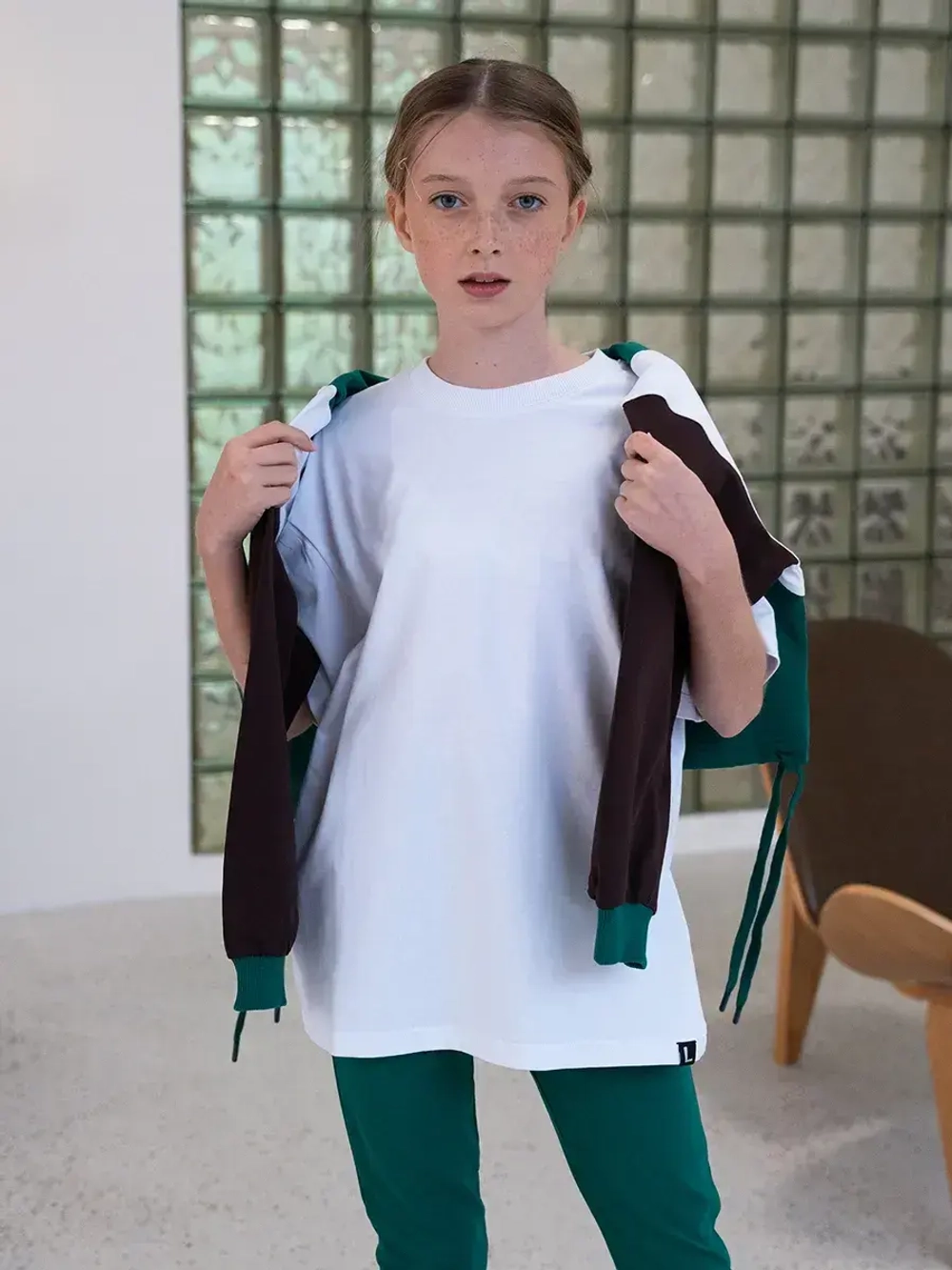 Спортивный костюм для девочки в школу