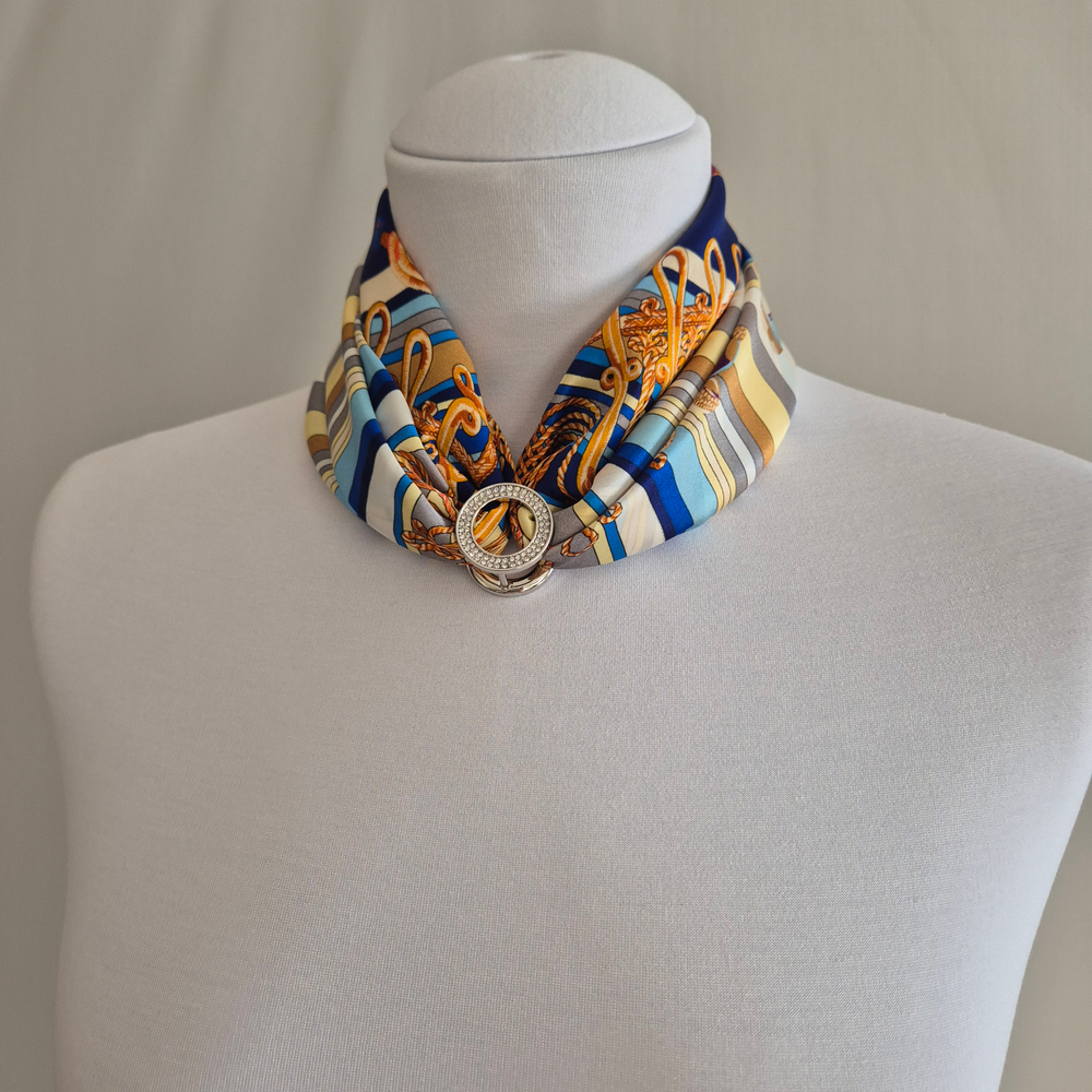 Платок 64x64 см AV-AM058