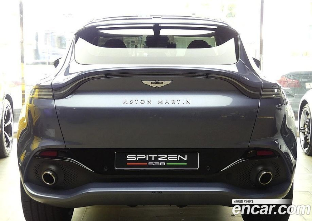 Aston Martin DBX 4.0 V8 (12.2021)