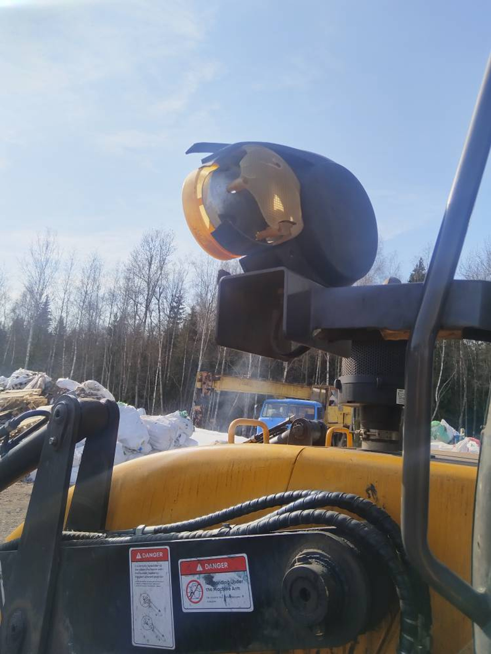 SHANMON 388 Экскаватор-погрузчик 388H (Дизельный, 4,8 л, 102 л.с., АТ)