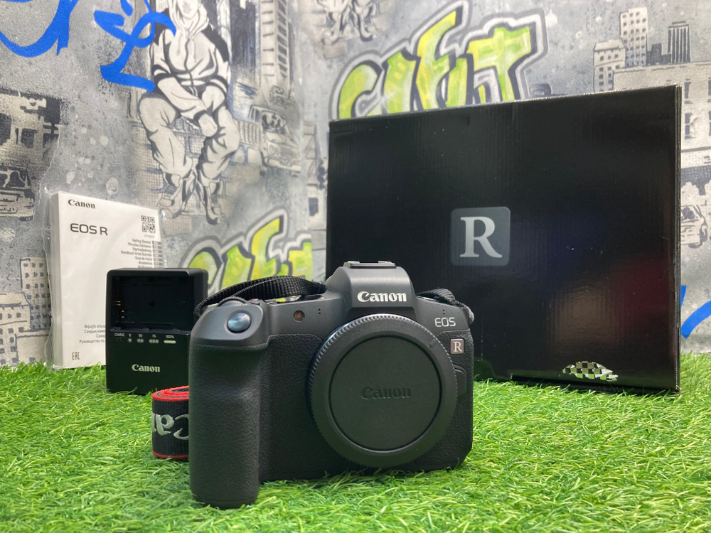 Canon EOS R