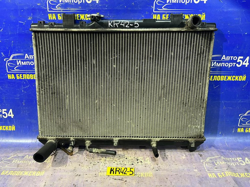 Радиатор двигателя TOYOTA TOWNACE NOAH 1998