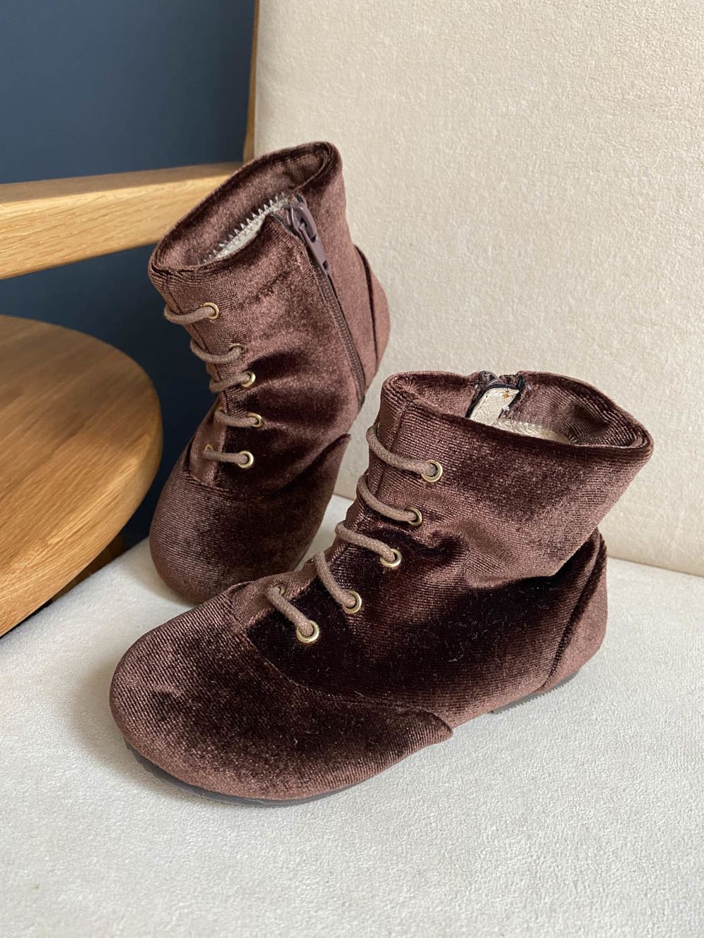 Новые ботинки Age of Innocence, 24