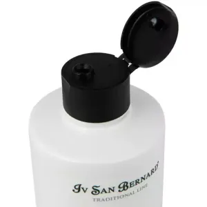 Кондиционер  Iv San Bernard Traditional Line Talc для щенков и котят Кондиционер  Iv San Bernard Traditional Line Talc для щенков и котят