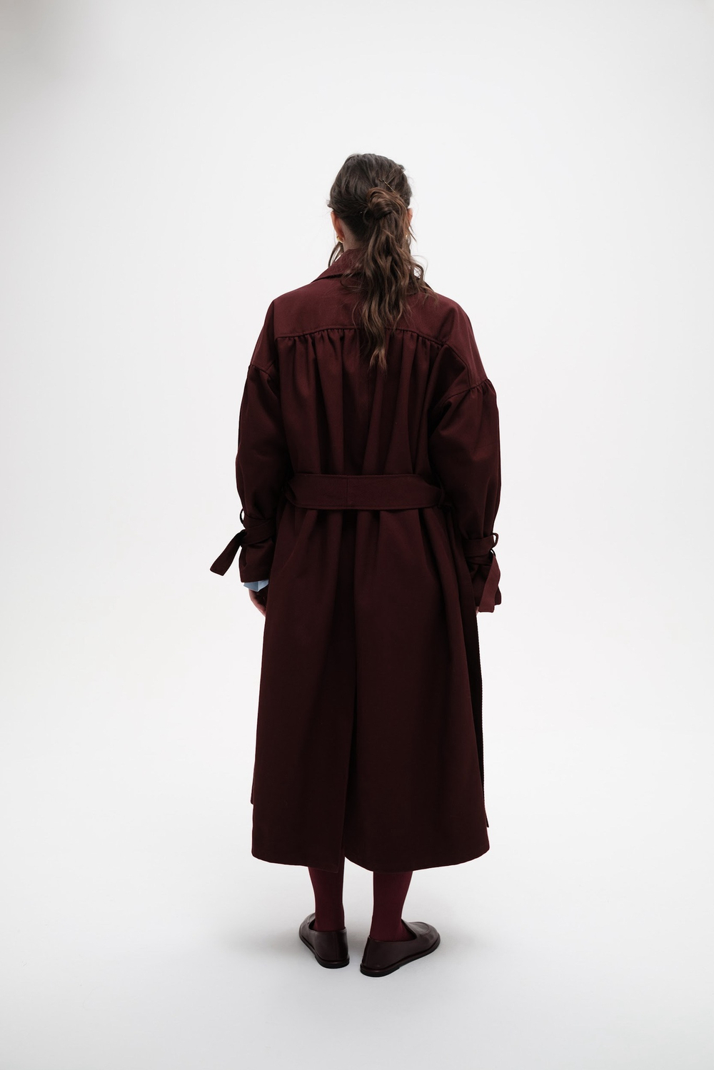 Бордовый тренч