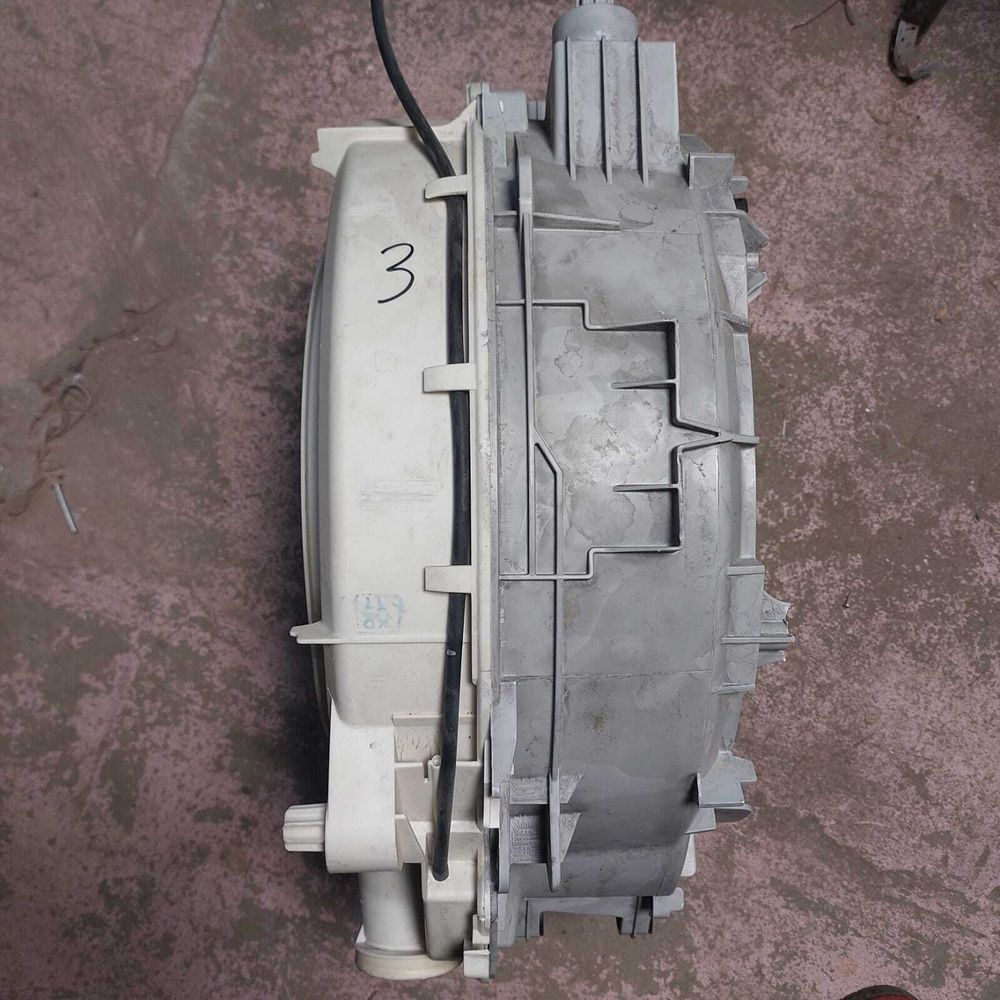 3 Бак для стиральной машины Beko WRS 45P1 BWW (282895, 293650) б/у
