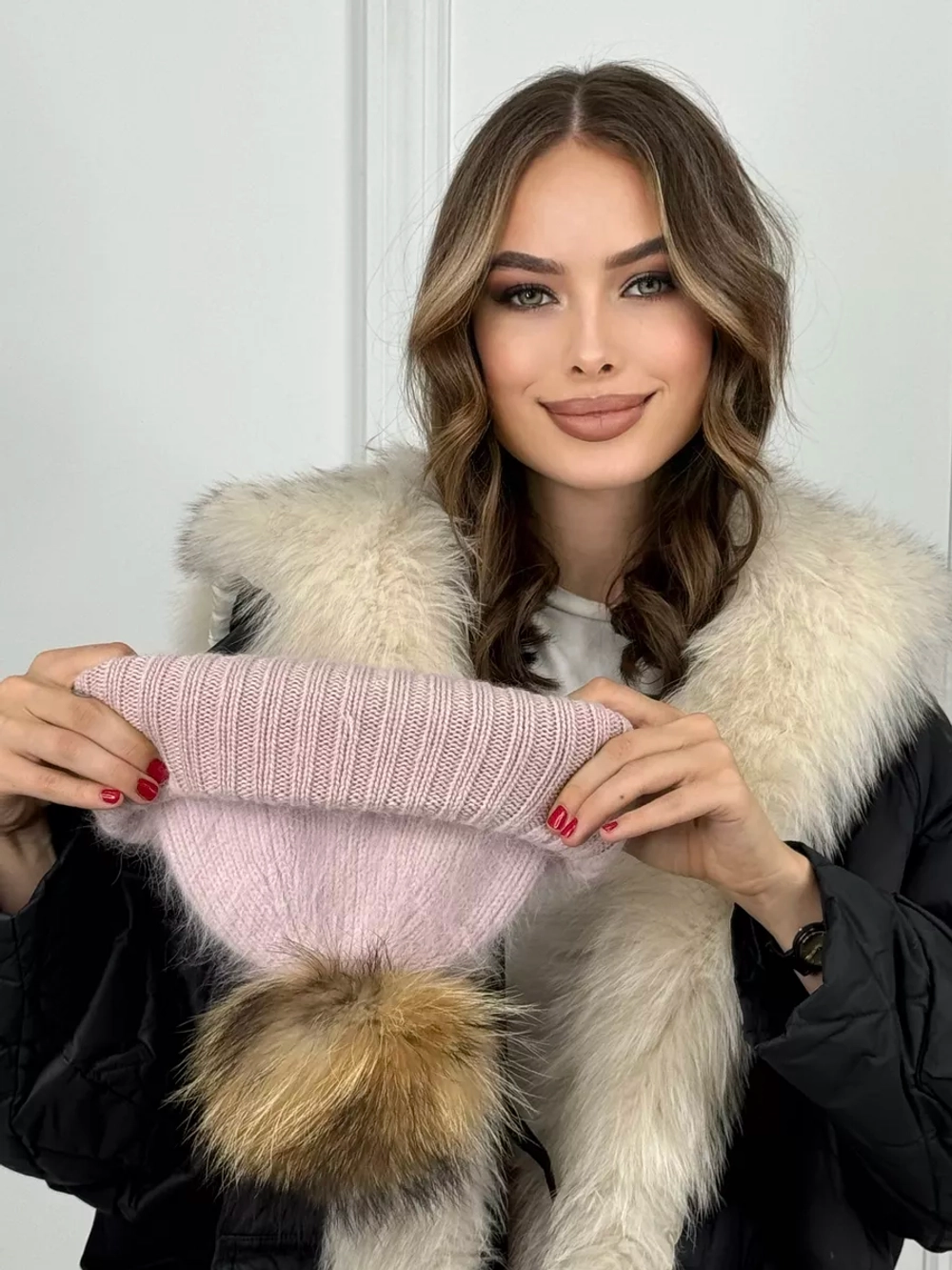 шапка ангора с меховым помпоном зимняя пушистая стильная