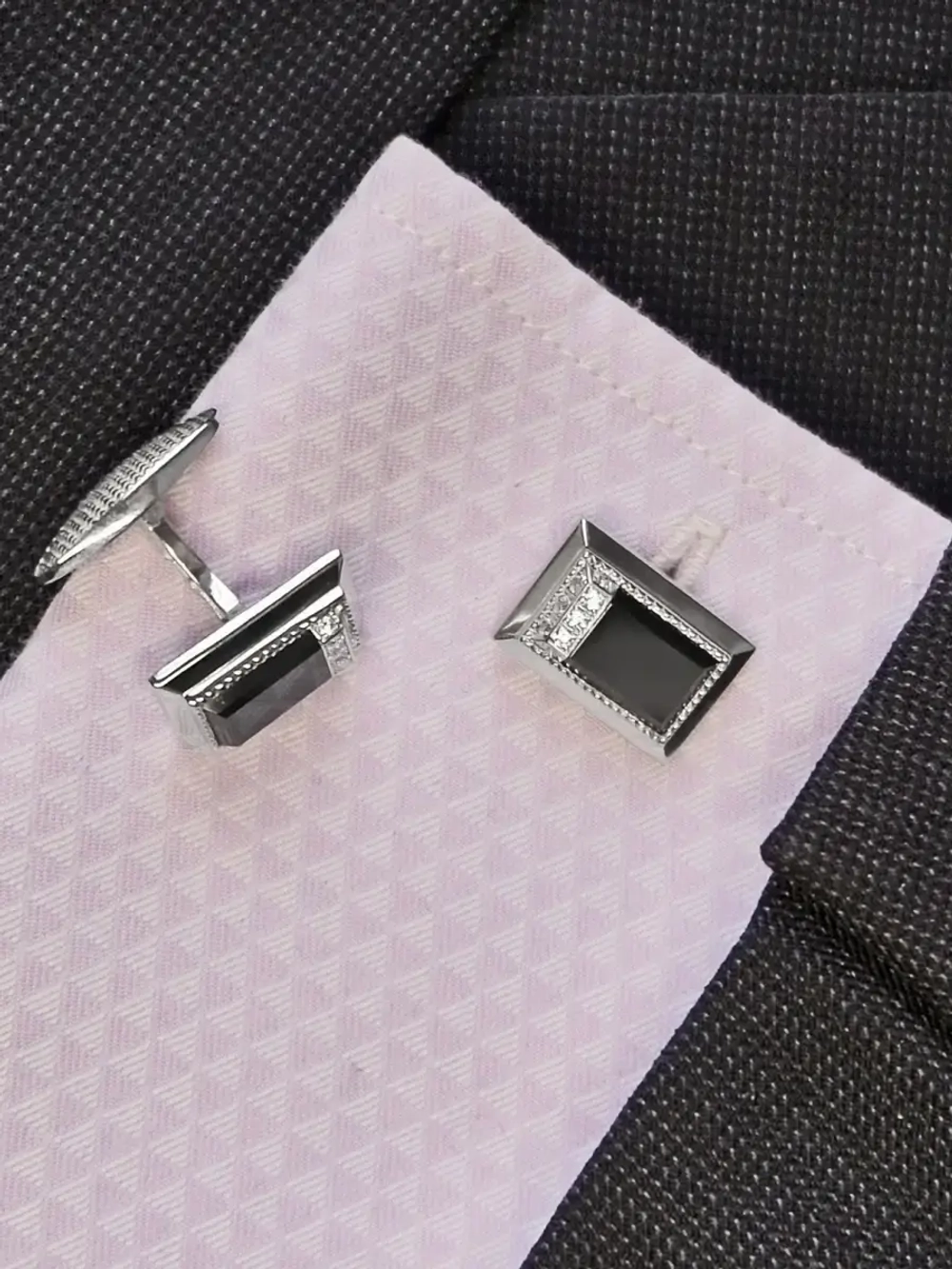 Ювелирные запонки из серебра